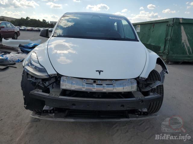 Tesla Model Y 2021 VIN 5YJYGDEE9MF209321 фото оголошення 36 з 59