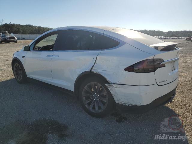Tesla Model X 2017 VIN 5YJXCBE22HF050407 фото оголошення 32 з 51
