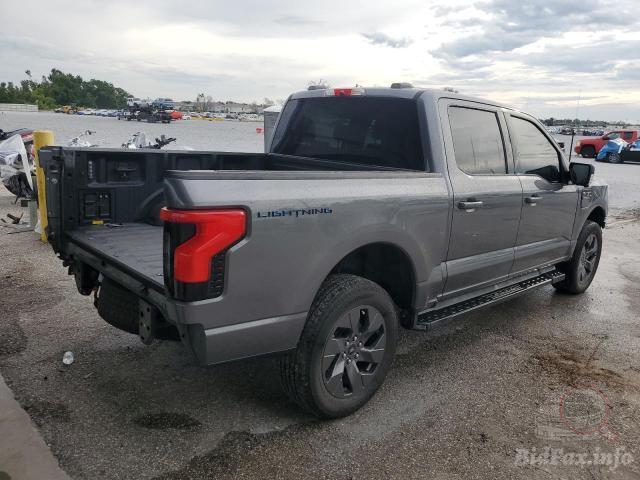 Ford F-150 Lightning 2023 VIN 1FTVW1EL6PWG30190 фото оголошення 26 з 48