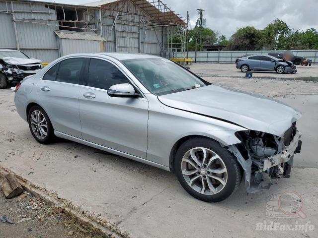 Mercedes-Benz C-Class 2015 VIN 55SWF4JB0GU132721 фото оголошення 36 з 65