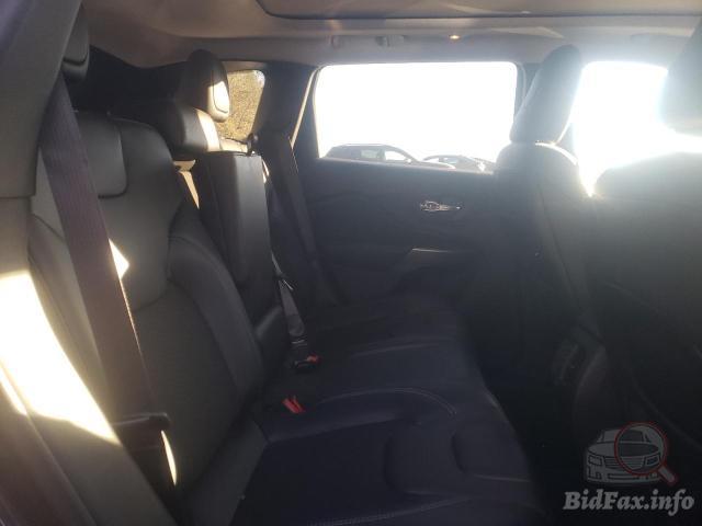Jeep Cherokee 2019 VIN 1C4PJLLB2LD543146 фото оголошення 44 з 72