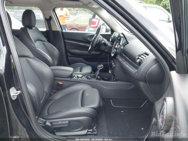 MINI Clubman 2016 VIN WMWLN9C53G2E48158 фото оголошення 39 з 65