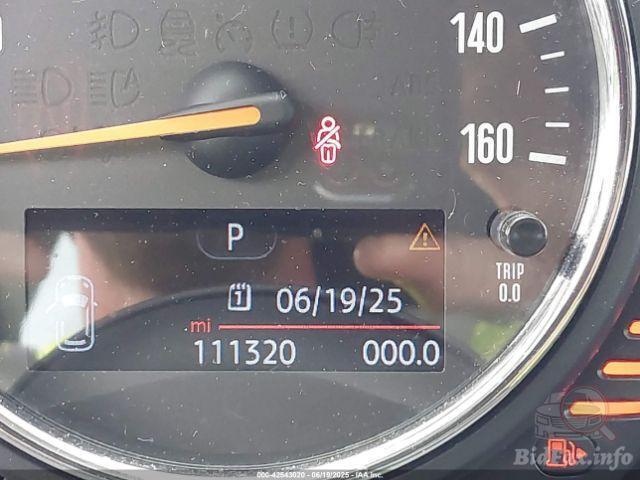 MINI Clubman 2016 VIN WMWLN9C53G2E48158 фото оголошення 43 з 65