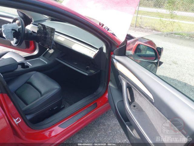 Tesla Model 3 2022 VIN 5YJ3E1EA9PF452899 фото оголошення 26 з 43