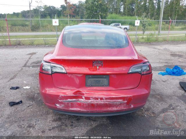Tesla Model 3 2022 VIN 5YJ3E1EA9PF452899 фото оголошення 30 з 43