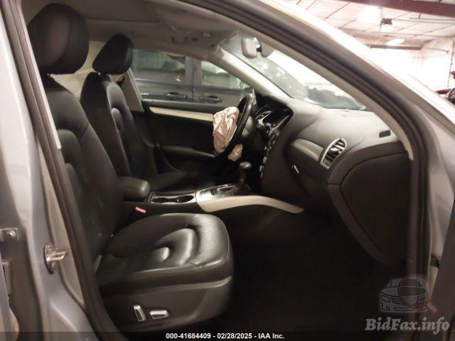 Audi A4 2015 VIN WAUAFAFL6GN011430 фото оголошення 44 з 78