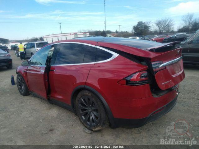 Tesla Model X 2019 VIN 5YJXCAE22KF152646 фото оголошення 33 з 53