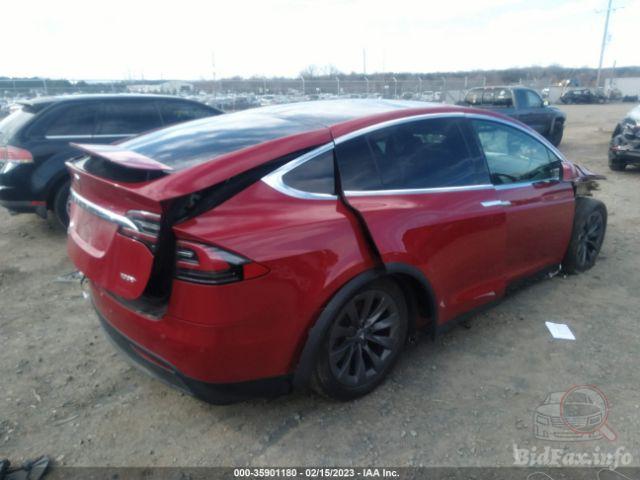 Tesla Model X 2019 VIN 5YJXCAE22KF152646 фото оголошення 32 з 53