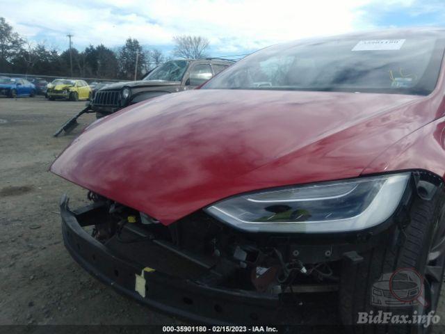 Tesla Model X 2019 VIN 5YJXCAE22KF152646 фото оголошення 30 з 53