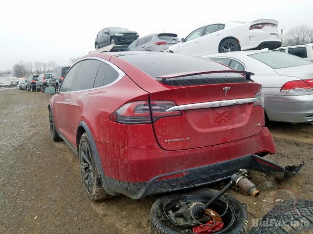 Tesla Model X 2016 VIN 5YJXCBE42GF021988 фото оголошення 20 з 40