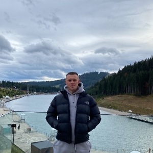 Про продавец Олег