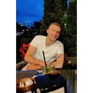 Про продавец Владислав