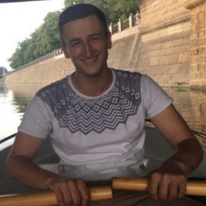 Про продавец Сергій