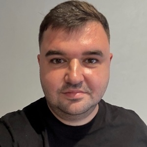 Про продавец Станіслав Ігорович Колобов