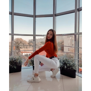 Про продавец Валерія  Огороднік