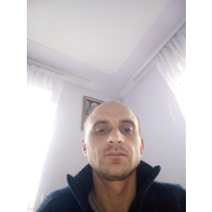 Про продавец Тарас Михайлович Стасів