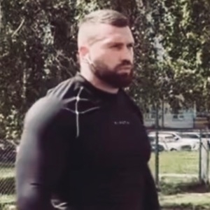 Про продавец Роман