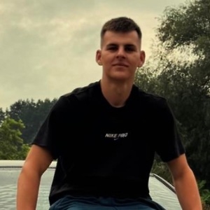 Про продавец Віталій Грушкевич