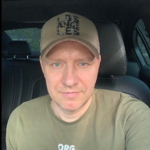 Про продавець Роман Миколайович Пакало 