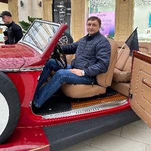 Про продавец Виталий 