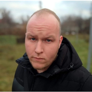 Про продавец Юрій Олегович  Лобунько