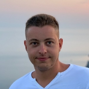 Про продавец Андрій Андрійович Петренко Про продавец Андрій Андрійович Петренко