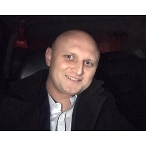 Про продавец Сергей Медвидь