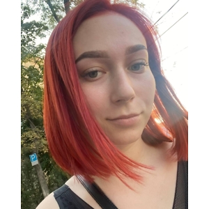 Про продавец Анастасія  Сергіївна Курнатовська