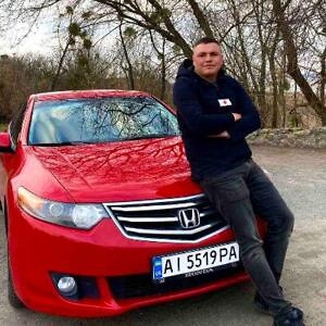 Про продавец Саша Козачок