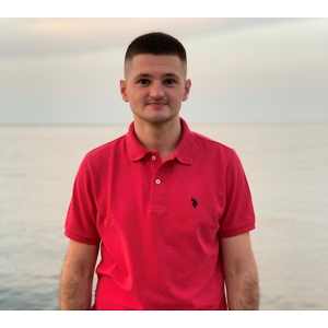 Про продавец Ерік