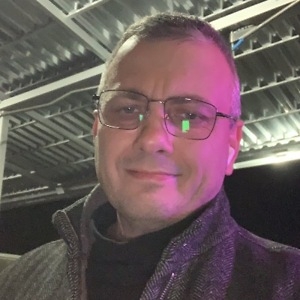 Про продавец Сергій