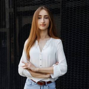 Ангеліна Віталіївна Олексин