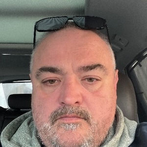 Про продавец Андрій Іваницький