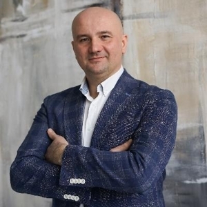 Сергій Карпенко