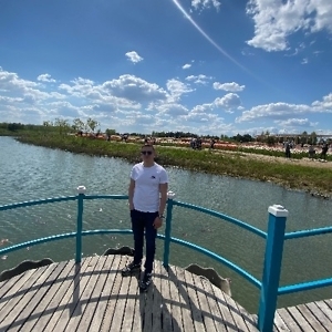 Про продавец Дмитро