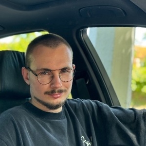 Про продавец Андрій