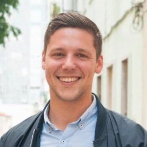 Про продавец Микола