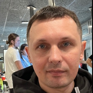 Про продавец Влад Олександрович Кравченко