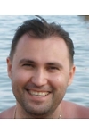 Продавец Василий