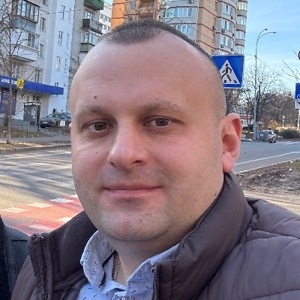 Про продавець Олександр Анатолійович