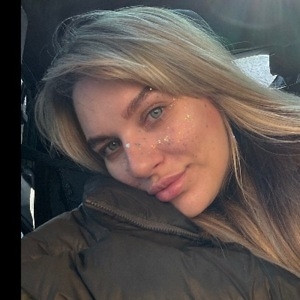 Про продавец Kсенія