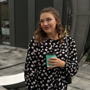 Яна Антощук