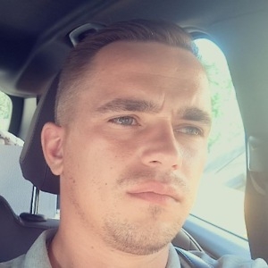 Про продавец Олександр Станіславович Autolegacy