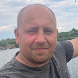 Про продавець Саша