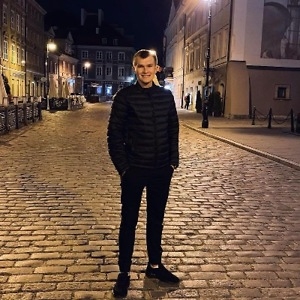 Про продавец Олег Андрійович Ковальчук