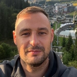 Про продавец Максим