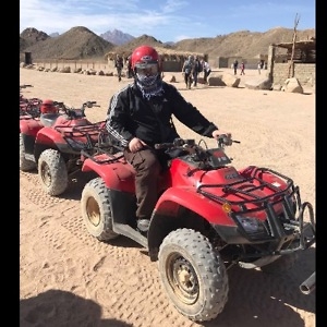 Про продавец Віталій