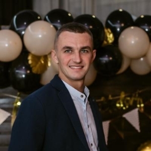 Про продавец Роман