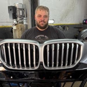 Про продавец Александр Игоревич Волощенко 