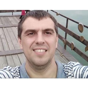 Про продавец Олег Дужак